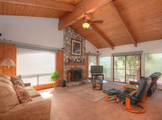 24317 Zurich Dr, Crestline, CA 92325