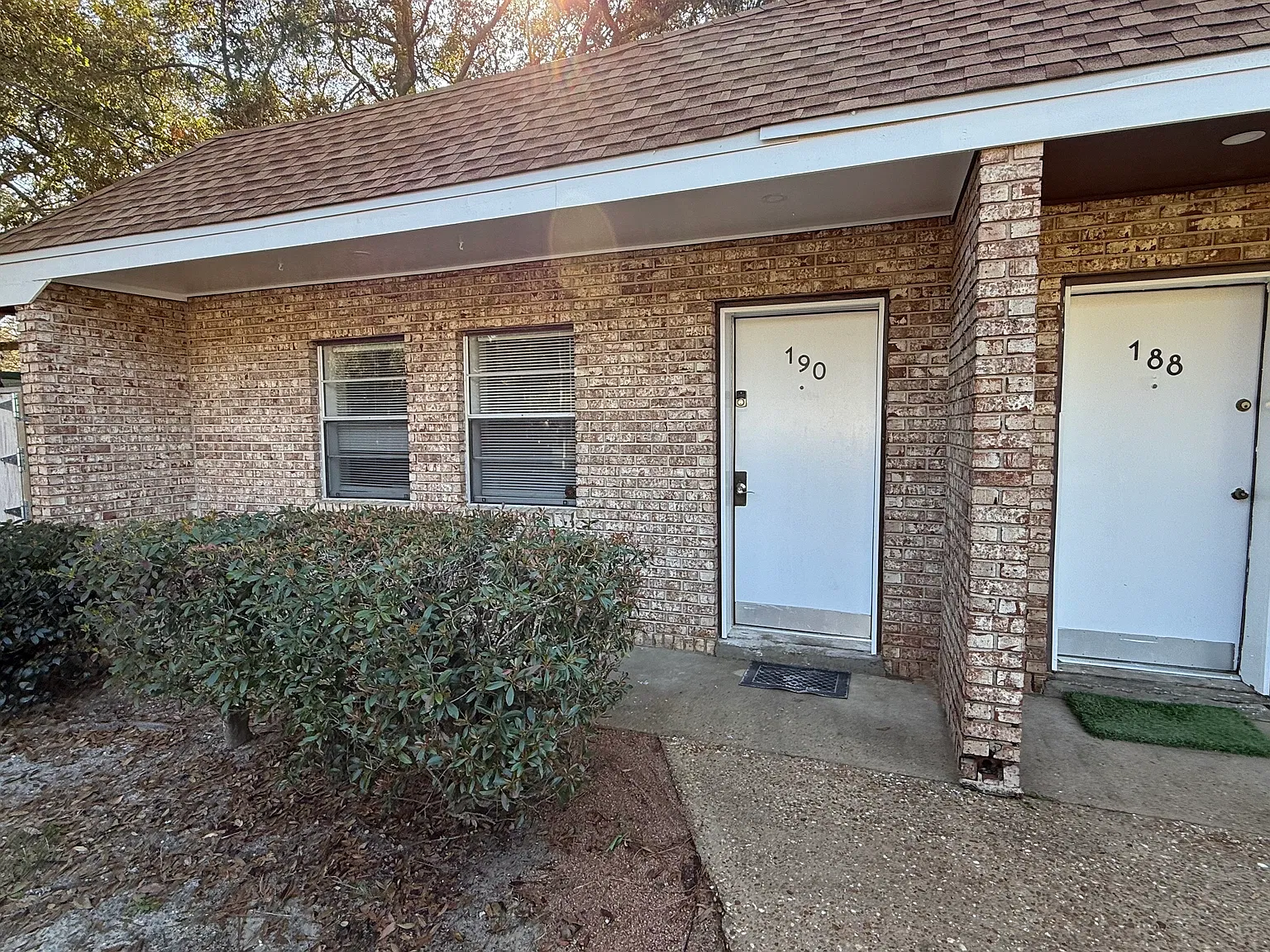 2 bed, 800 sqft, $1,600 — Photo 4