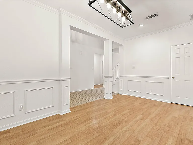 8 Greentwig Pl — Photo 6