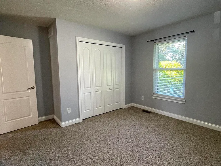 159 Wiltshire Ave — Photo 13