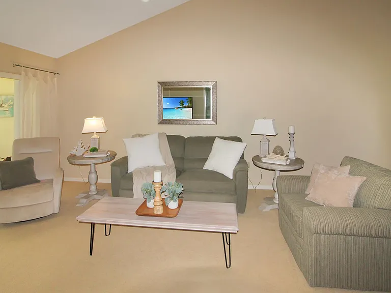 441 Cerromar Ln #404 — Photo 9