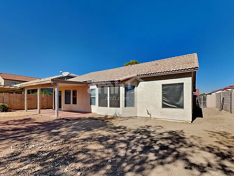717 W Beth Dr — Photo 19