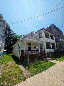 32 Van Winkle Ave, Garfield, NJ, 07026