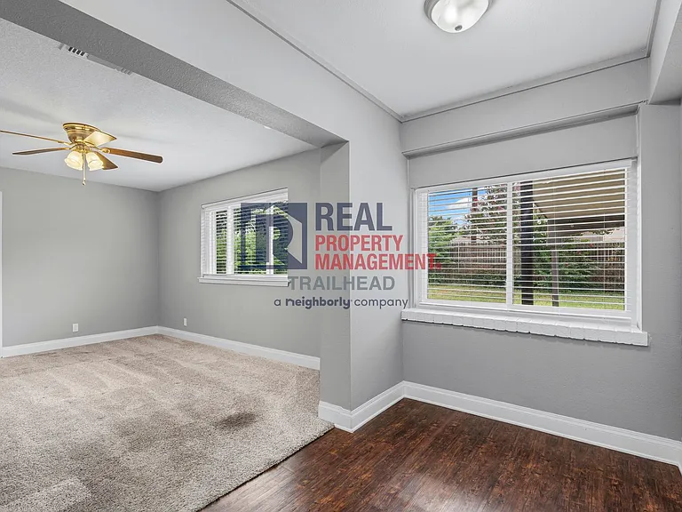 6264 Jennie Dr — Photo 10