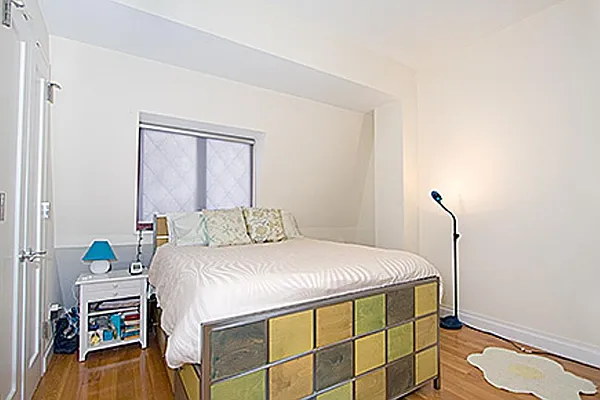 Rented by Corcoran | media 25