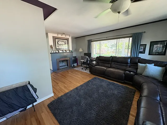 3073 S Robin Way — Photo 6