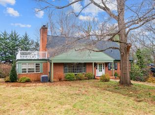 322 Baldwin Dr, Staunton, VA 24401