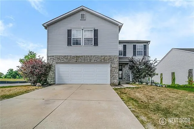 8650 Rifle River Dr photo 1