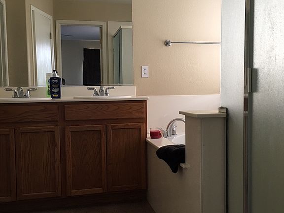 2nd image of 2323 Cool Springs Ct