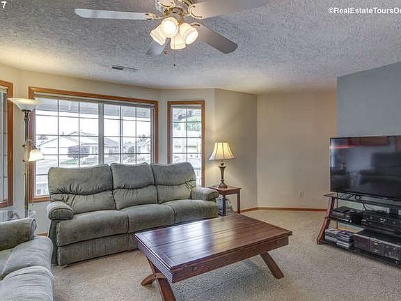 4th image of 6286 SE Century Ct