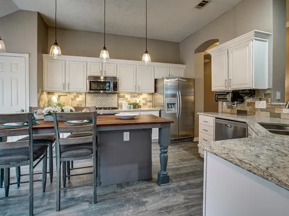 7310 Summit Knoll Ct, Sachse, TX 75048