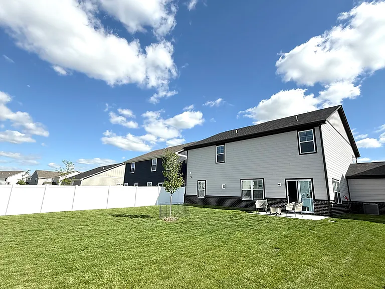 20130 Allegheny Ln — Photo 6
