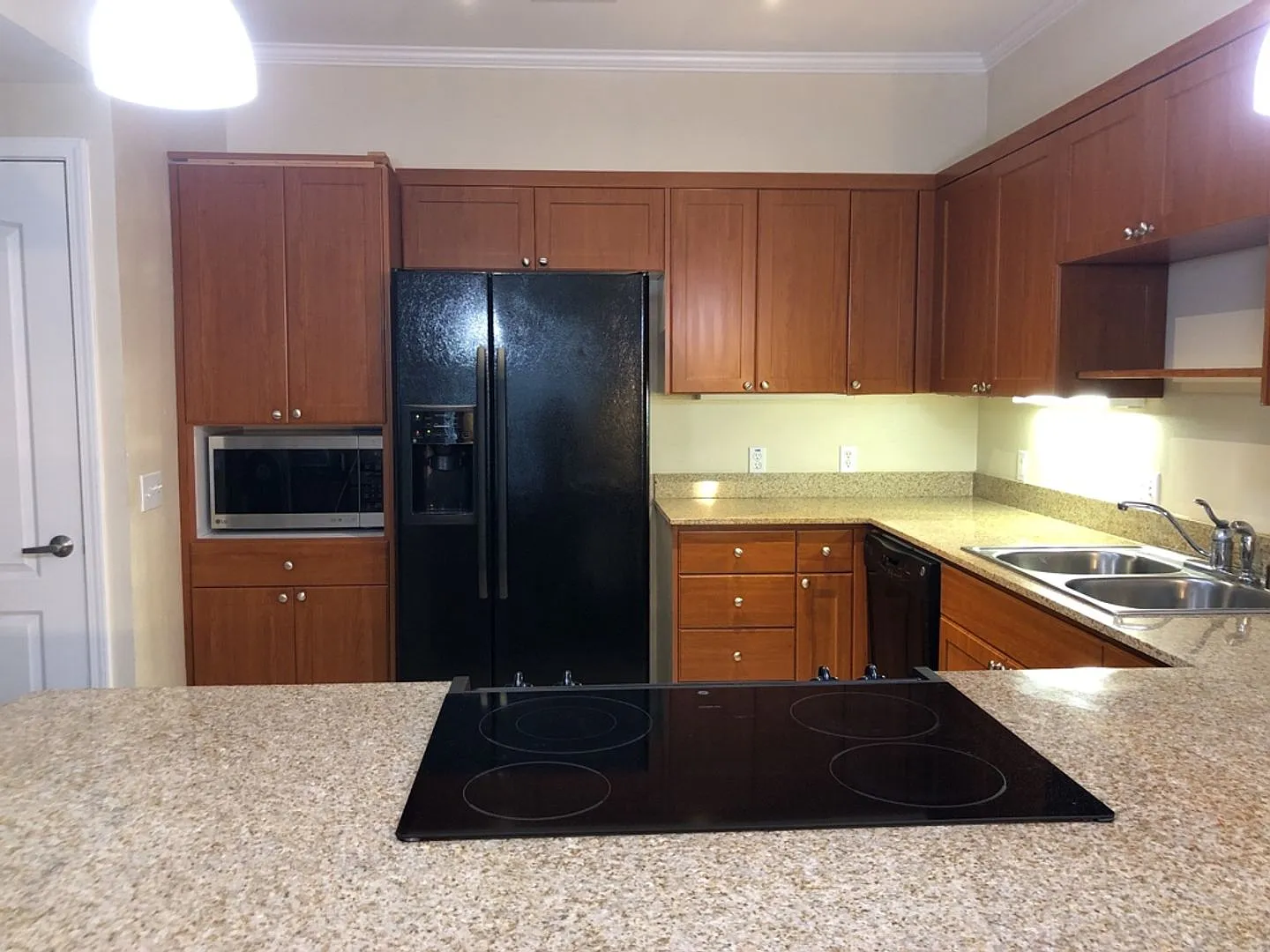 Charming 2 Bedroom Condo in Wildhorse Community — Photo 4