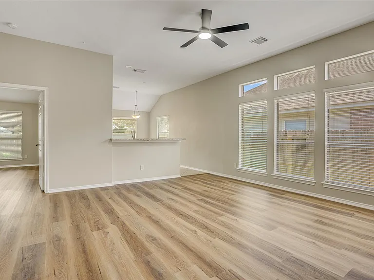 2342 Morgan Ridge Ln — Photo 6