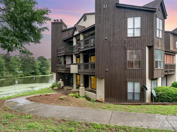 8151 Cedar Glen Dr, Charlotte, NC 28212