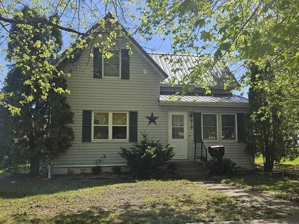 619 Main Ave S, Britt, IA 50423