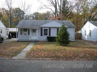 317 E 39th St, Anderson, IN 46013