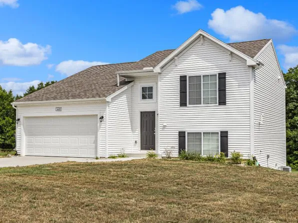 339 N Tannenbaum Trl, Cedar Springs, MI 49319