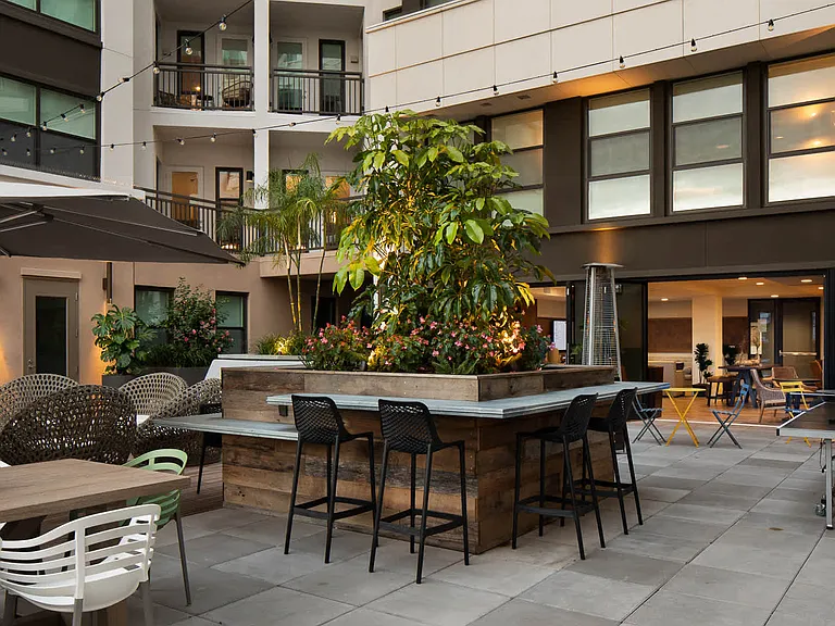 Outdoor Resident Lounge