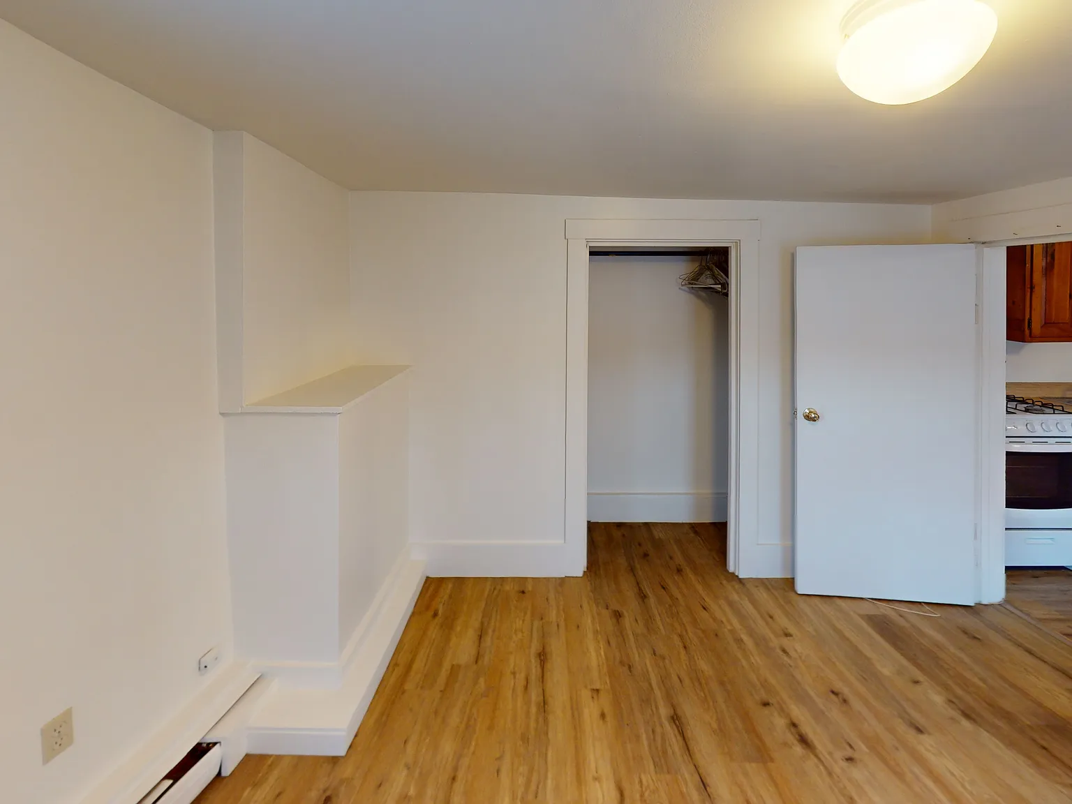 2 bed, 500 sqft, $1,600 — Photo 1