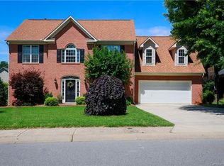 616 Gable Oaks Ln NW, Concord, NC 28027