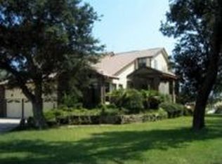 222 Lewis Rd, Beaufort, NC 28516