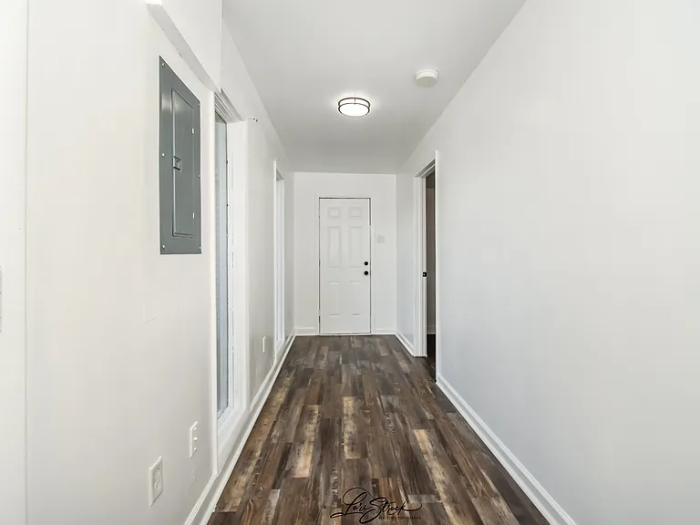 17103 Burnham Ave — Photo 10