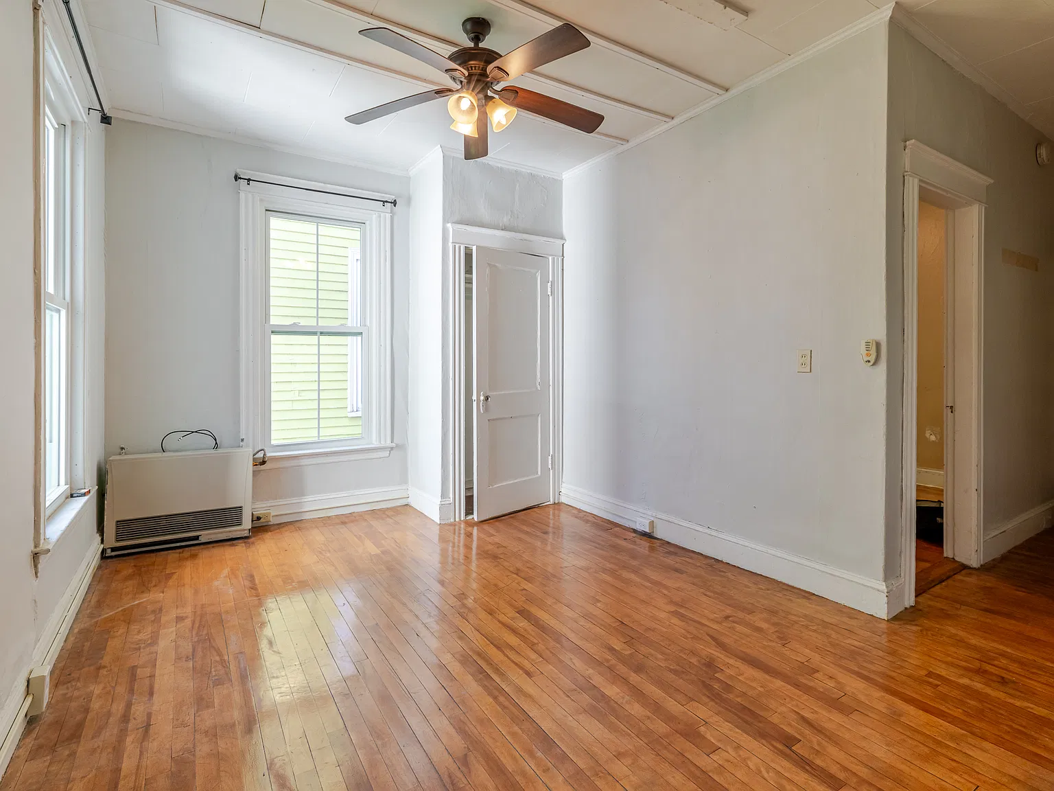 2 bed, 600 sqft, $1,800 — Photo 4