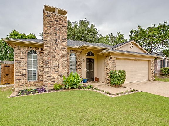 2nd image of 5017 Santa Fe Ct