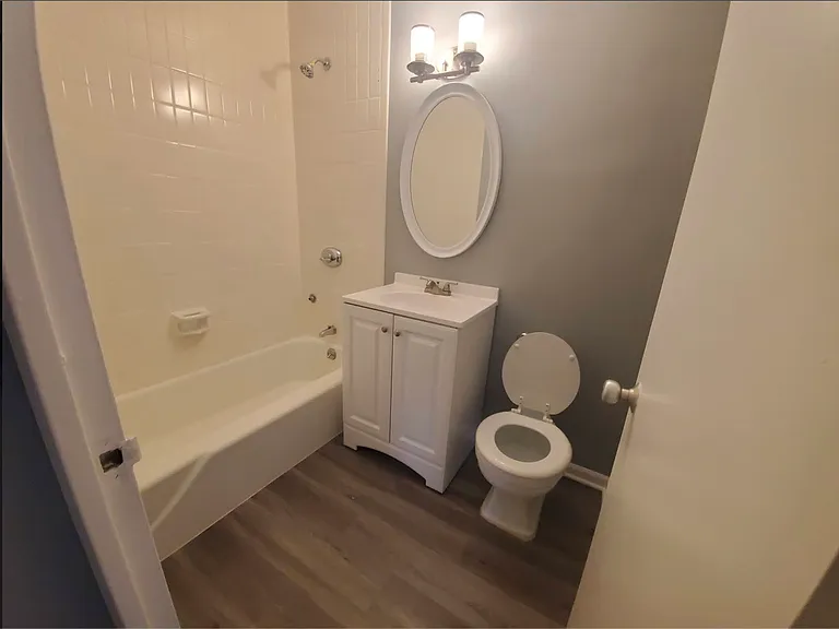 1401 E 55th St #411N — Photo 10