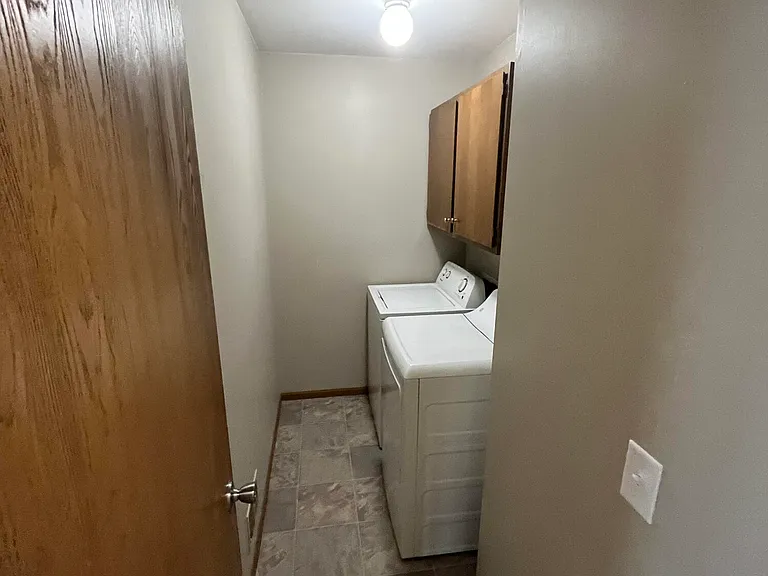 6940 Shattuck Rd — Photo 16