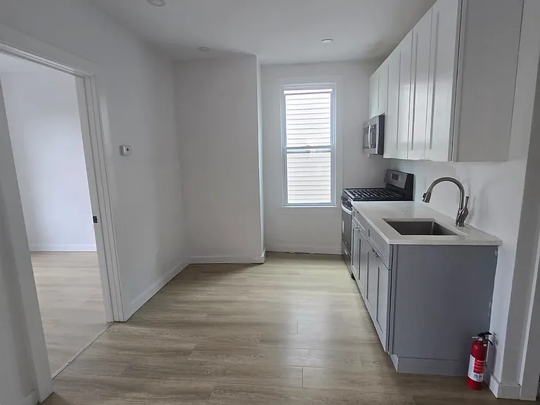 123 Parker Ave #5A — Photo 5