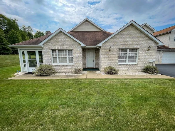134 Woodhawk Ln, Butler, PA 16001