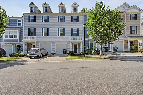 1004 Prosperity Ct Photo 1