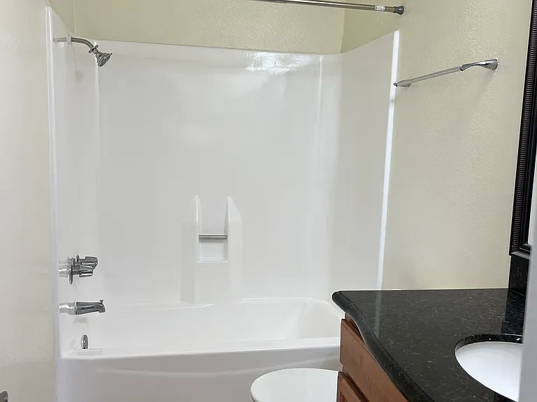 23316 Marigold Ave — Photo 21