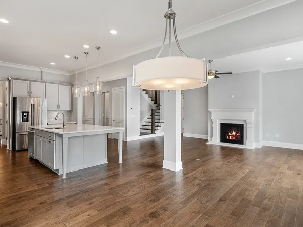 6470 Meridian Way, Sandy Springs, GA 30328