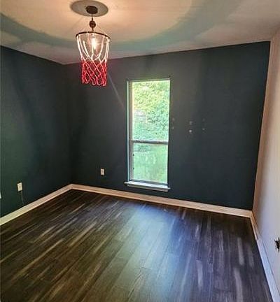 5th image of 1708 English Colony Dr