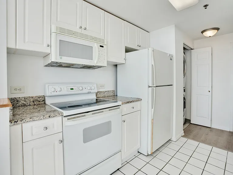 100 Old Palisade Rd #2709 — Photo 9