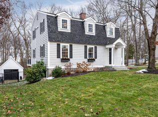 50 Lindstrom Ln, Manchester, NH 03104