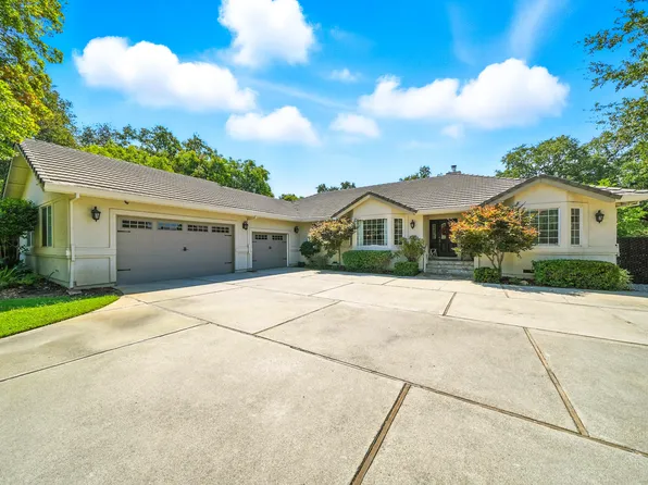 3401 Toro Way, Redding, CA 96002