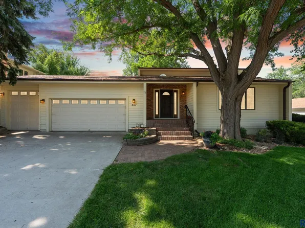 401 E Aspen Dr, Sioux Falls, SD 57105
