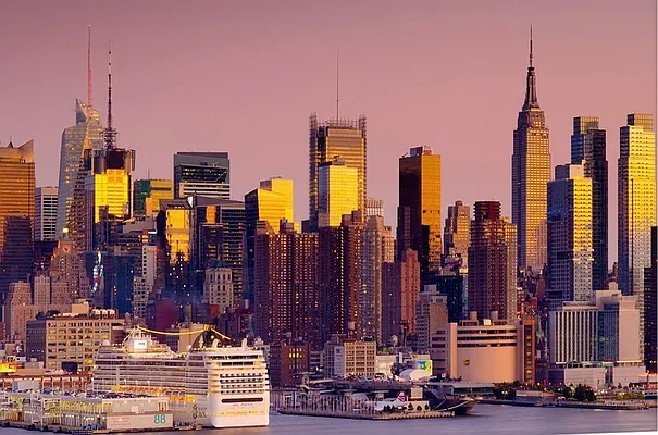 Rented by Douglas Elliman | media 16