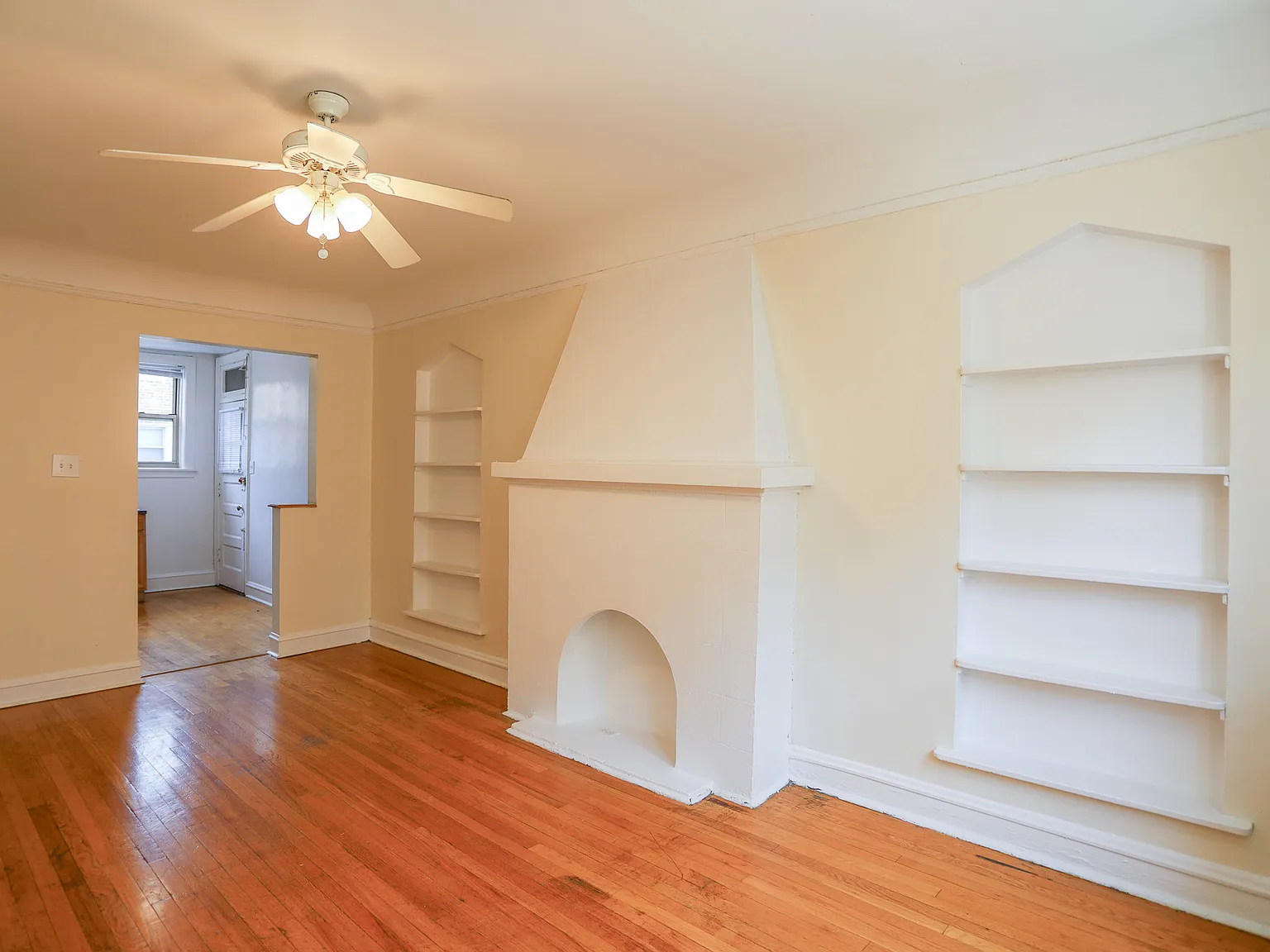 1 bed, 750 sqft, $1,550 — Photo 3