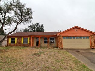 1504 W 6th St, Mc Gregor, TX 76657