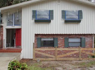 931 SW 8th Ln, Gainesville, FL 32601