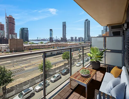 Rented by Compass | media 19