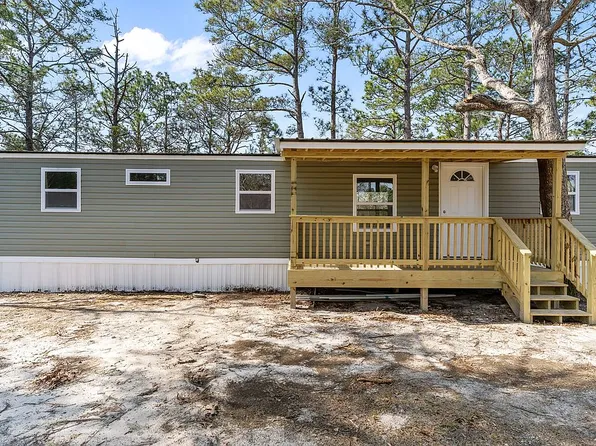 1073 Knotts Landing Pl SE, Bolivia, NC 28422