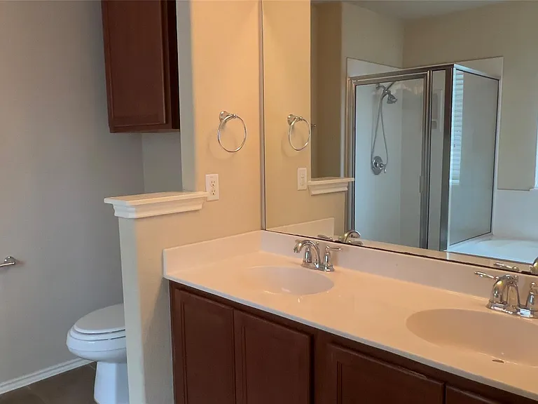 357 Nottingham Loop — Photo 8