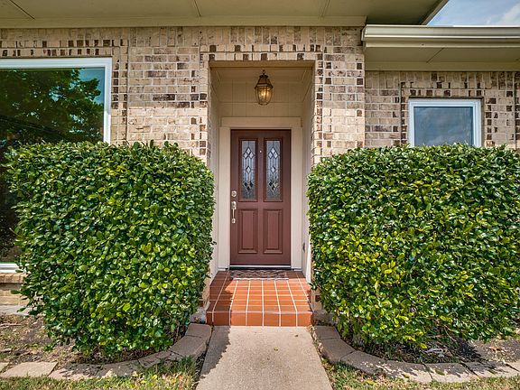 2609-ridge-oak-pl-garland-tx-High-Res-3.jpg