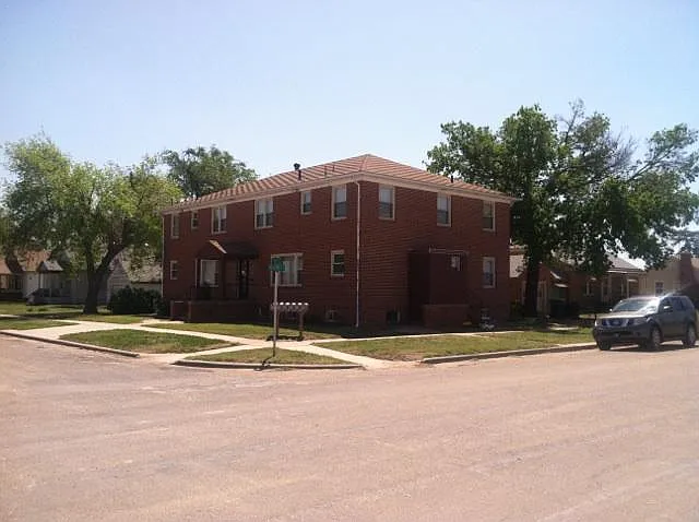 Building Photo - 503 S 1st St